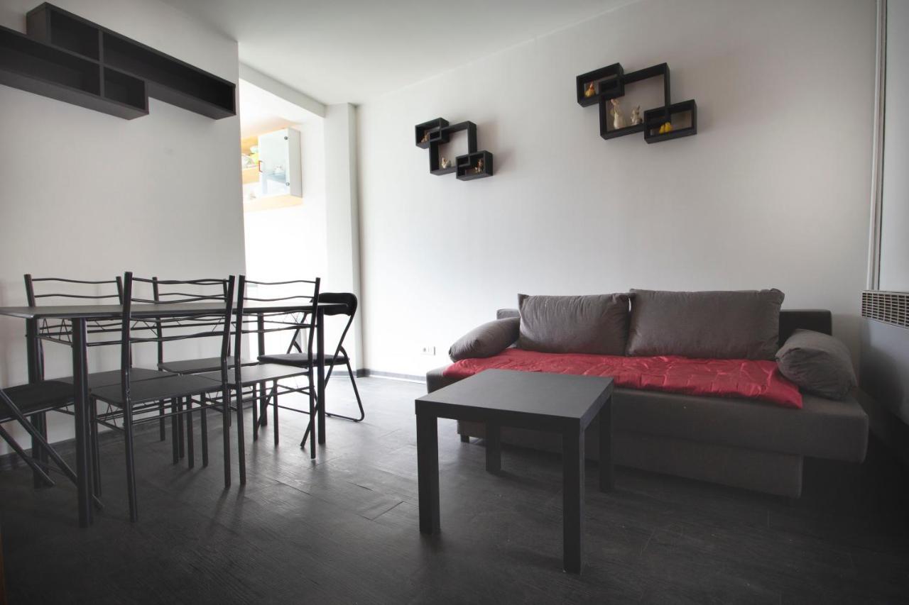Appartement 2 Pieces De 48 M2 إيكس ليه با المظهر الخارجي الصورة